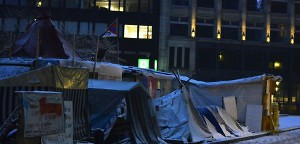 Linksextreme bekennen sich zu Angriff auf Occupy-Camp | Mittendrin | Das Nachrichtenmagazin für Hamburg-Mitte