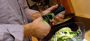 Vegane Zucchini-Spaghetti Carbonara frei nach Attila Hildmann