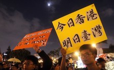 Leung will Ende der Strassenblockaden