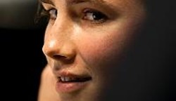 Autobiografie „Zeit, gehört zu werden": Unschuldig im Knast? - Amanda Knox' Geschichte vom naiven Dummchen