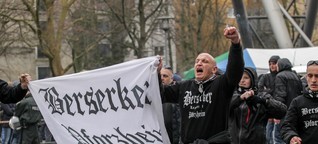 Böller, Pfefferspray und Judenhass: Pegida vs Salafisten in Wuppertal