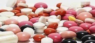 Unerwünschte Arzneimittelwirkung: Schmerzen durch Medikamente (PZ Online)
