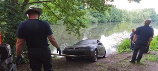 Auto aus See gezogen