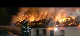 2015-07-24 Reetdachhaus in Georgswerder abgebrannt