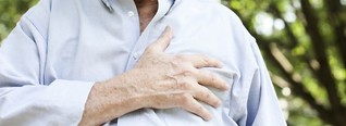 Akutes Aortensyndrom: Wie Messerstiche in Brust und Rücken