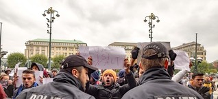 "Uns ist kalt": Flüchtlinge demonstrieren in der City