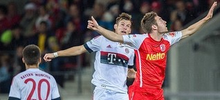 Fußball hautnah: SSV Jahn - FC Bayern München II
