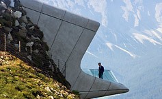 Reinhold Messner & Zaha Hadid: Gipfeltreffen der Ikonen – STYLEPARK