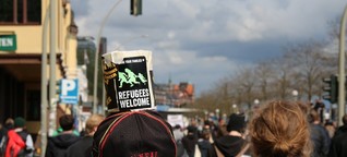 Demo für Geflüchtete: "Zeigen, dass alle Menschen in Hamburg gleiche Rechte haben" | Mittendrin · Das Nachrichtenmagazin für Hamburg-Mitte
