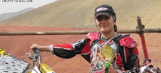 Motocross Star Returns to Iran: "I want to help women"