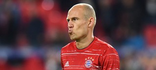 Arjen Robben vom FC Bayern München nach Auswechslung verärgert