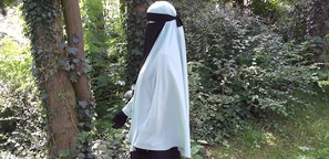 "Ich fühle mich mit meinem Niqab frei"