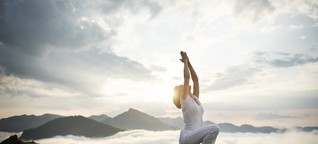 Yoga als spirituelle Praxis - Sonnengruß für Christus