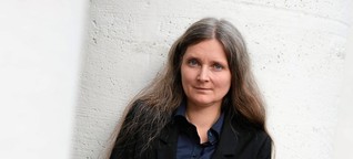 Wer gewinnt den Deutschen Buchpreis 2017?: Marion Poschmanns „Die Kieferninsel" überzeugt durch kunstvolle Sprache