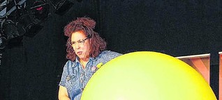Comedy: Ramona Schukraft im Bahnhof Fischbach