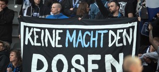 Umstrittene Banner in Fußballstadien: Die Fankurve und der Anstand