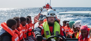 Interview Flüchtlingsretter im Mittelmeer: „Im Einsatz funktioniert man"