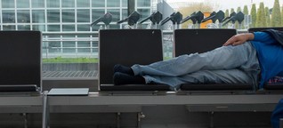 Auf der Wartebank: Wie Obdachlose am Münchner Flughafen leben