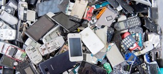 Studenten der Ruhr-Universität sammeln Handys zum Recyceln