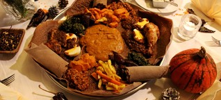 Äthiopisches Festtagsessen vom Feinsten bei Karls Café & Weine in Ottensen