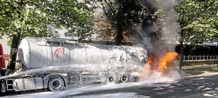 Heldentat: Berlinerin zieht Mann aus brennendem Auto