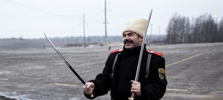 Wie Russlands patriotische Kosaken Moskau erobern 