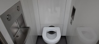 Neue Generation der City-Toilette: Neue Klos, alte Schwellen
