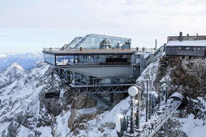 Neue Gipfelarchitektur in den Alpen