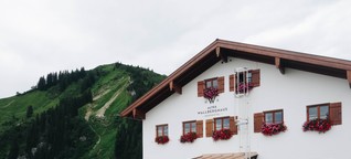 Ausflugsvergnügen: Hüttenurlaub für Anfänger im Alten Wallberghaus