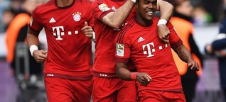 FC Bayern München freut sich in Berlin über vertagte Meisterfeier - DER SPIEGEL - Sport