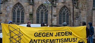 Ein Jahr nach dem Anschlag von Halle: Kundgebung gegen Antisemitismus in der Dortmunder Innenstadt - Nordstadtblogger