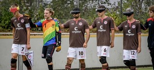 Von Rasseln und Freiheit: Bundesliga-Finale der Blindenfußballer