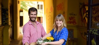 Schräge Idee: Diese Berliner Schauspieler liefern Weißwürste per Lasten-Rad