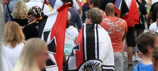 Demo mit Kriegsflaggen in Bremen