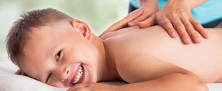 Gesund durch die kalte Jahreszeit - Tuina Massage für Kinder Teil 1 - meinefamilie.at ✰