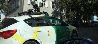 Googles Kameraauto fährt durch die Stadt