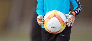 Aktion gegen sexualisierte Gewalt: „Ich bin Fußballerin, kein Objekt"