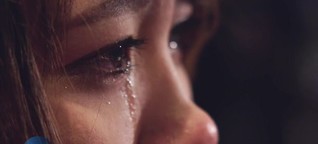 Galileo - Fürs Weinen bezahlt: Tränen-Seminare in Japan