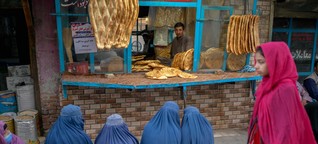 Kabulin kaduilla totutellaan uuteen normaaliin, talouden romahtaminen on saanut monet epätoivon valtaan
