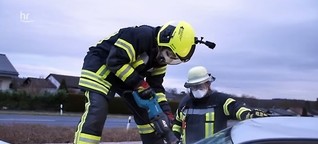 Brauchen Feuerwehren den Pflichtdienst? | Engel fragt