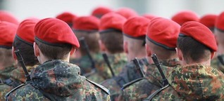 Truppen sammeln: Wie die AfD um Soldaten  wirbt