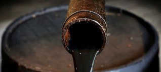 Нефть после резкого снижения накануне корректируется выше $100