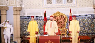 Seine Majestät der König hält eine Ansprache an die Nation anlässlich des Jahrestages der Revolution des Königs und des Volkes 
