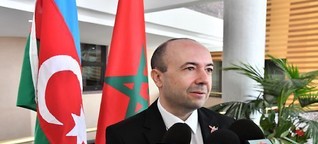 Herr Bourita unterhält sich mit dem aserbaidschanischen Vizeminister für auswärtige Angelegenheiten   