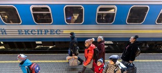 Ukraine: Flüchtlinge hatten nur Minuten zum Einpacken - hier zeigen sie den Inhalt ihrer Koffer